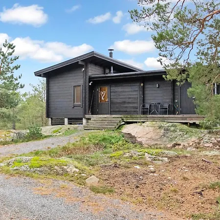 Holiday home Henry By Interhome *