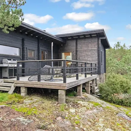 Holiday home Henry By Interhome *